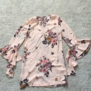 Leith Bellsleeve Floral Dress